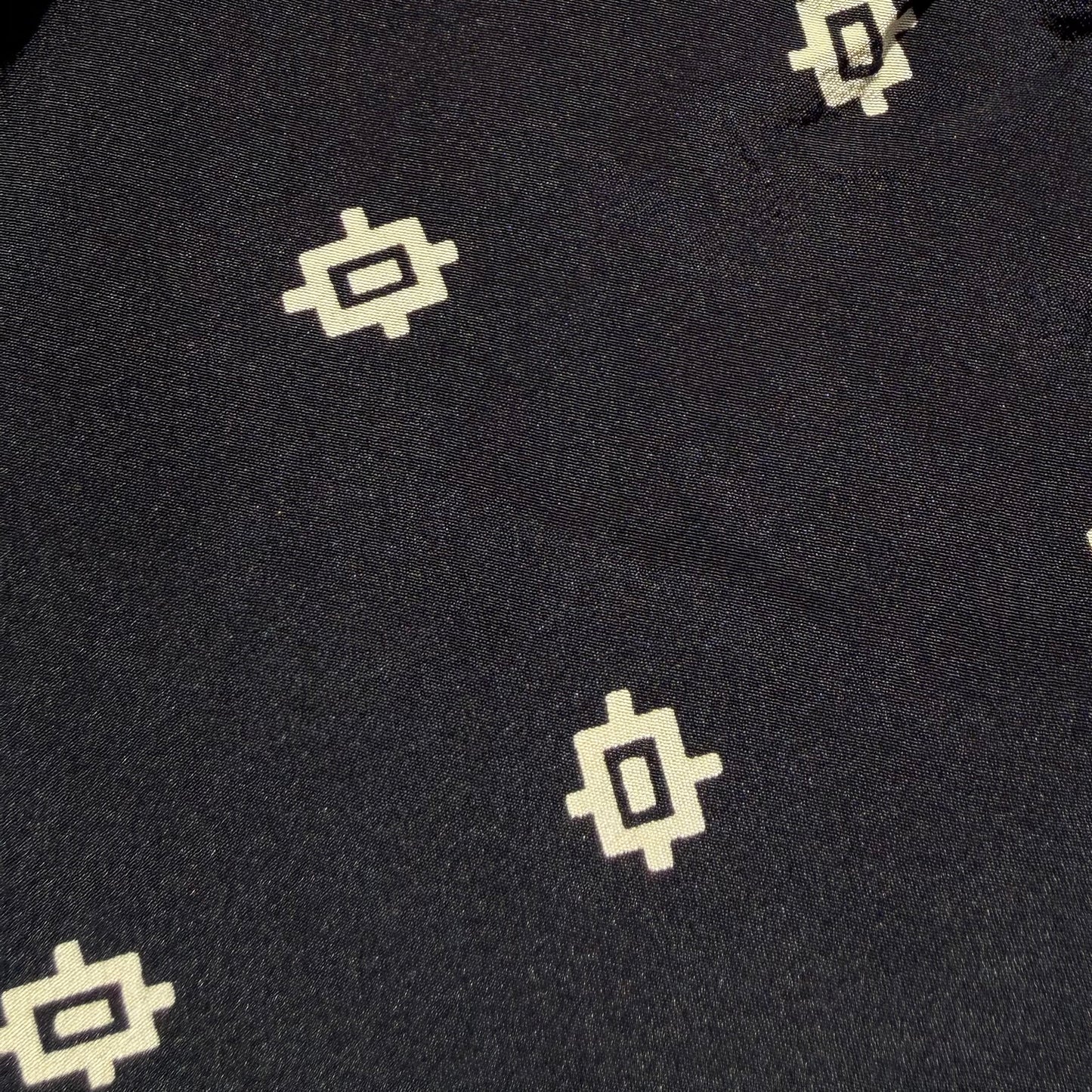 Black Print Silk T-Shirt - size M