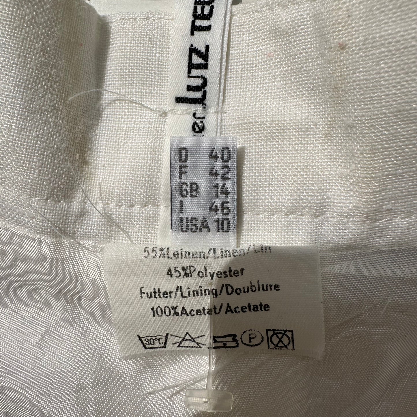 Vintage White Linen Blend Bermuda Shorts - Size S-M