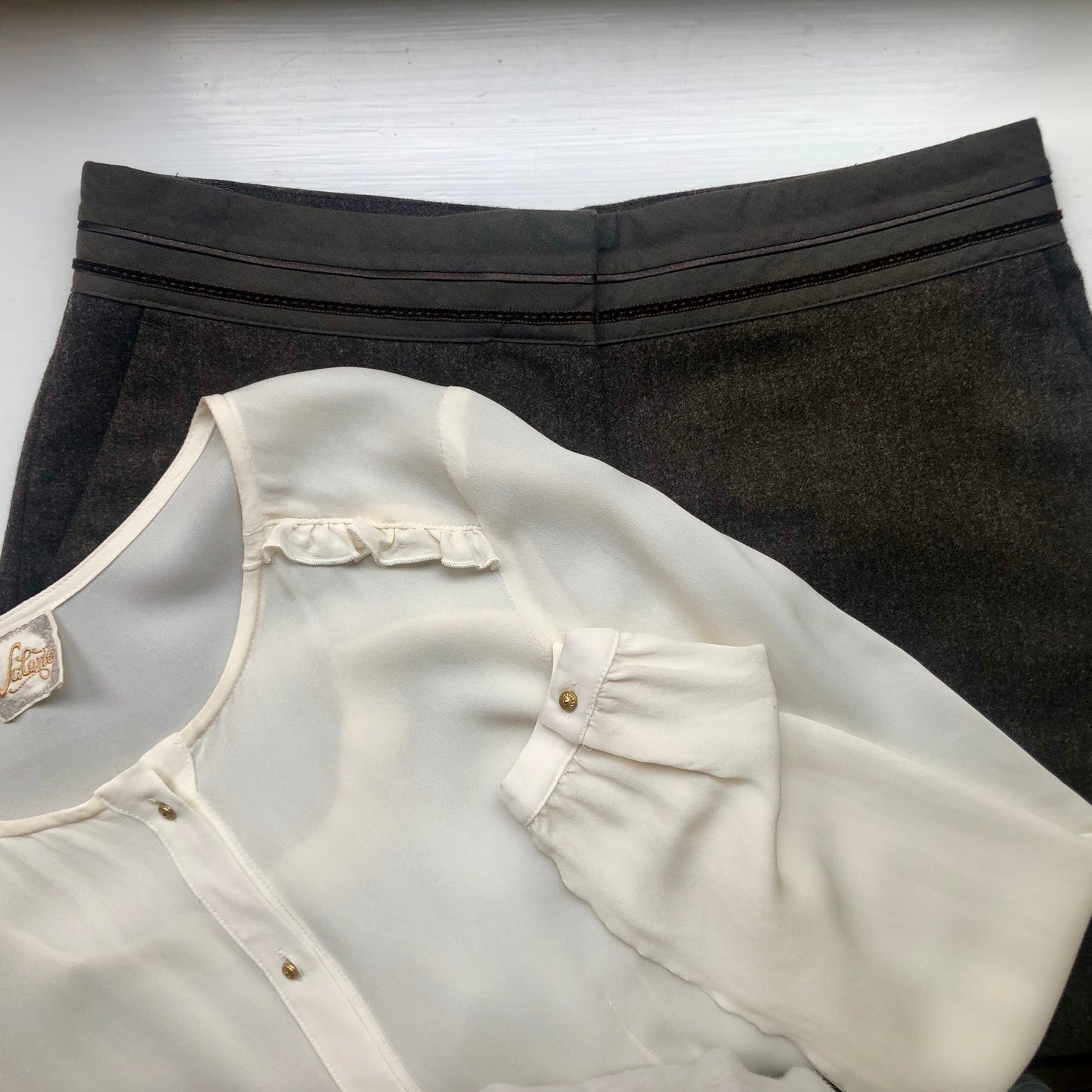 Valerie Ivory Silk Blouse - size EU36