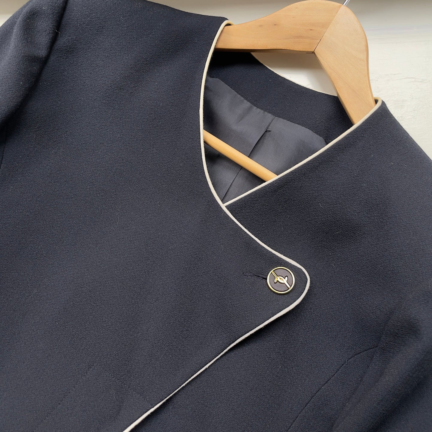 Vintage Fitted Navy Blue Wool Blazer