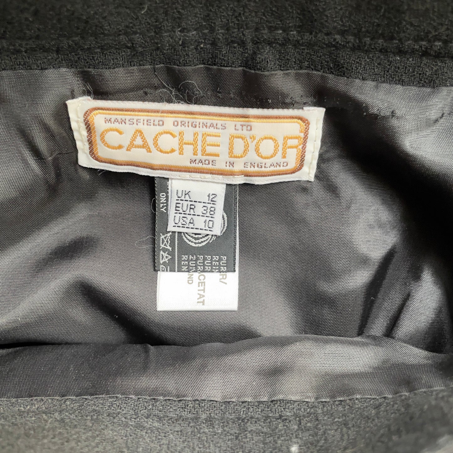 Vintage Black Skirt - Cache dor