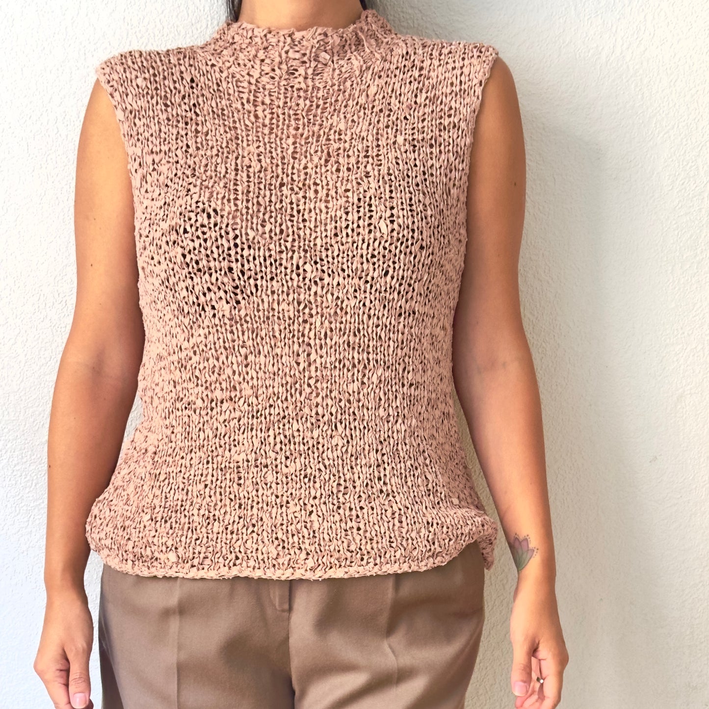 Raw Silk Knitted Top - size M-L