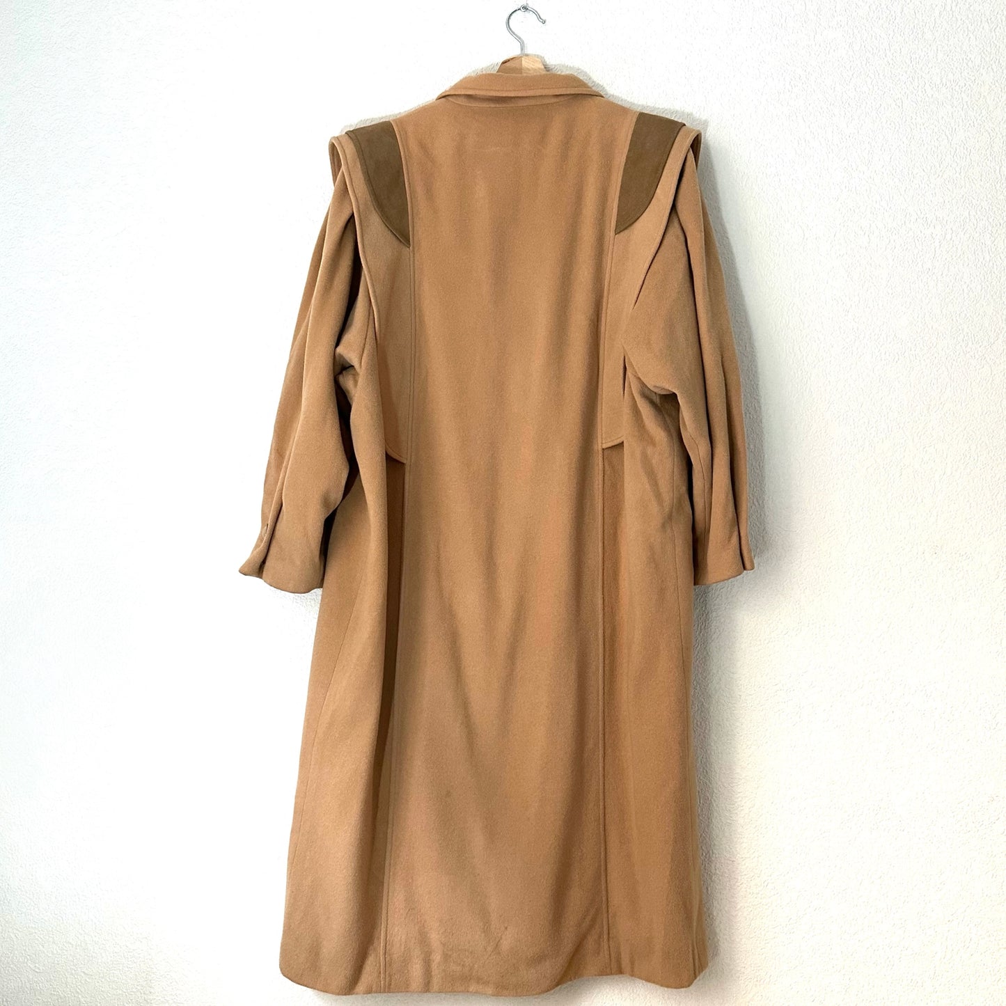 Vintage Beige Wool Coat - size XL