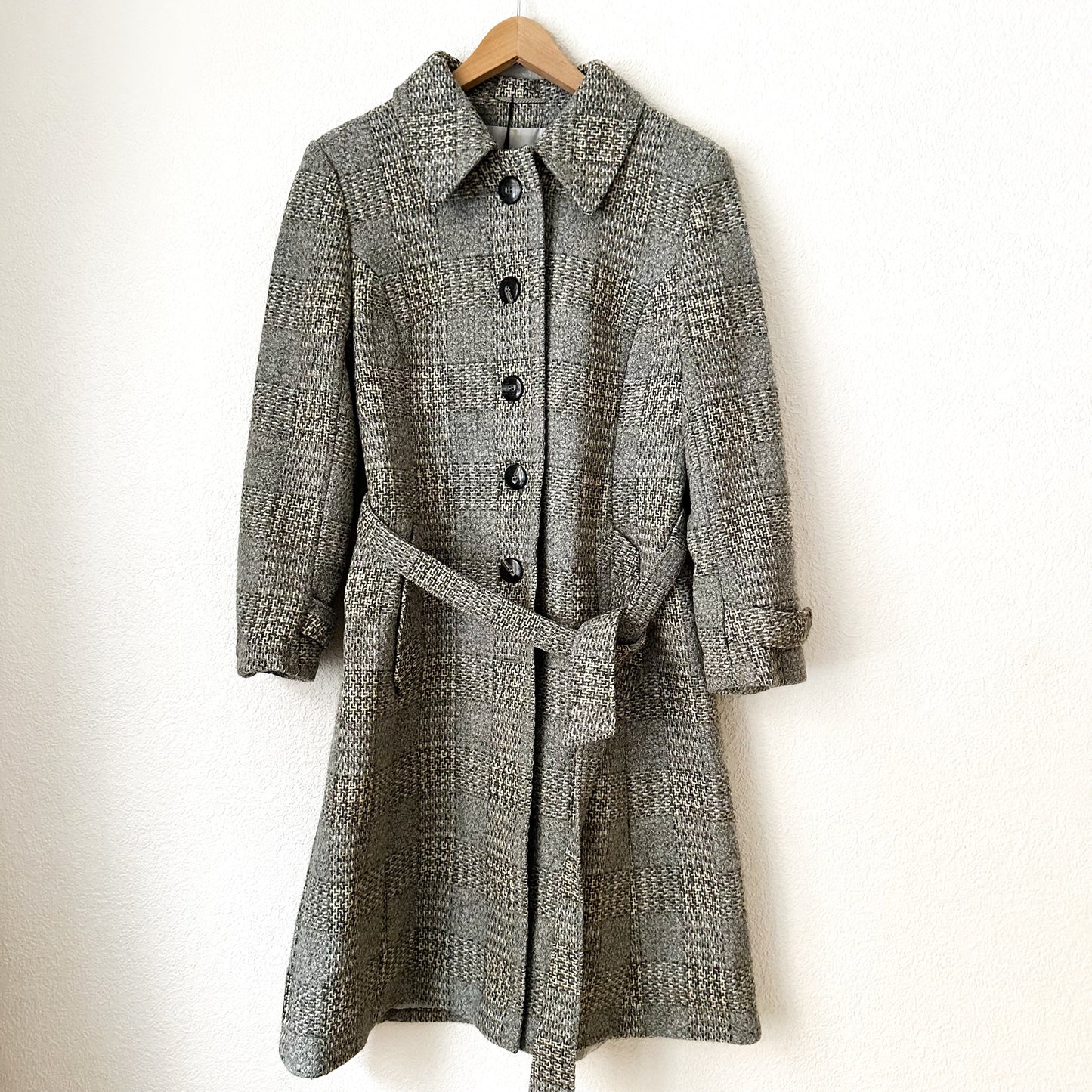 Vintage Tweed Belted Coat - Pure Wool - size M