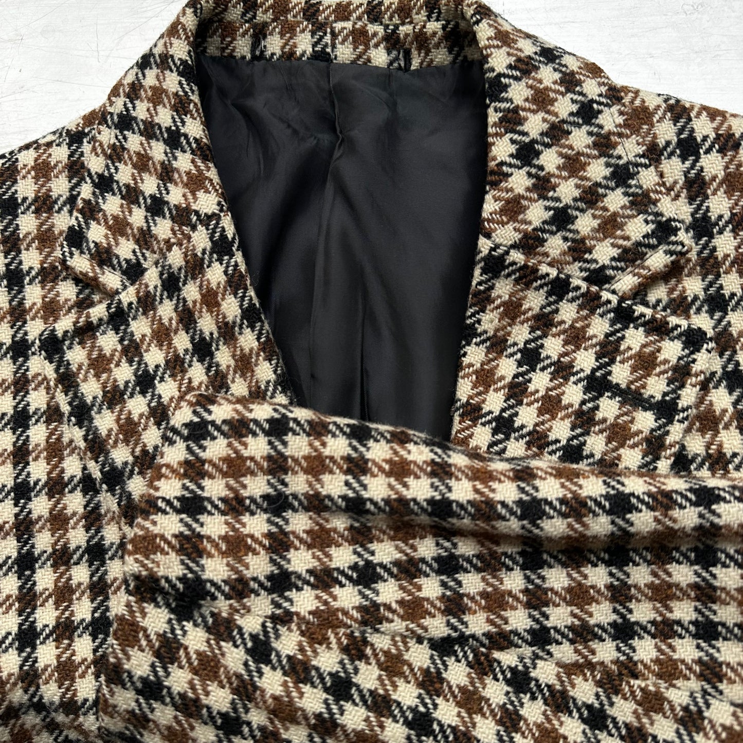 Men's Plaid Wool Blazer - size M-L
