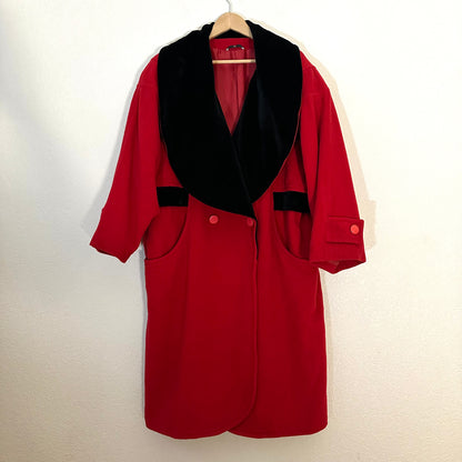 Vintage Red Wool Statement Coat - size M