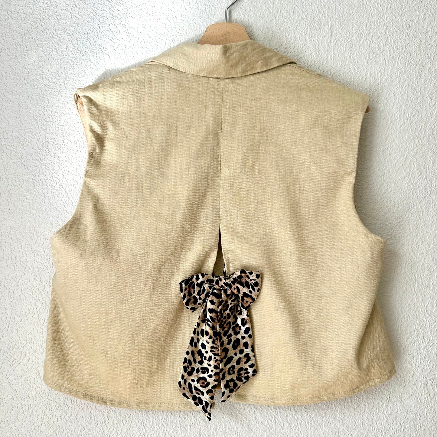 Upcycled Bow Vest Beige/Leopard Silk Bow - size S