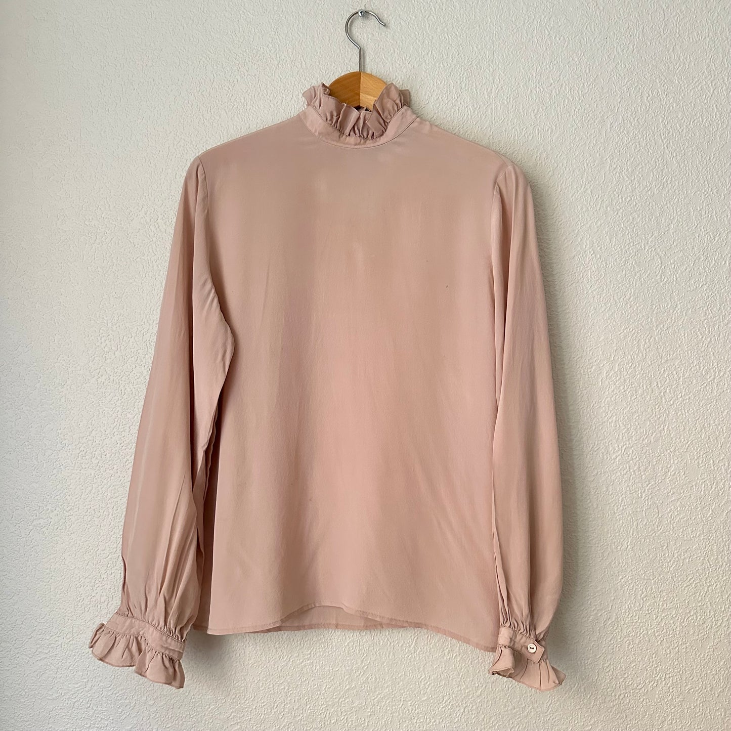 Vintage Pink Ruffle Collar Silk Blouse - size 40