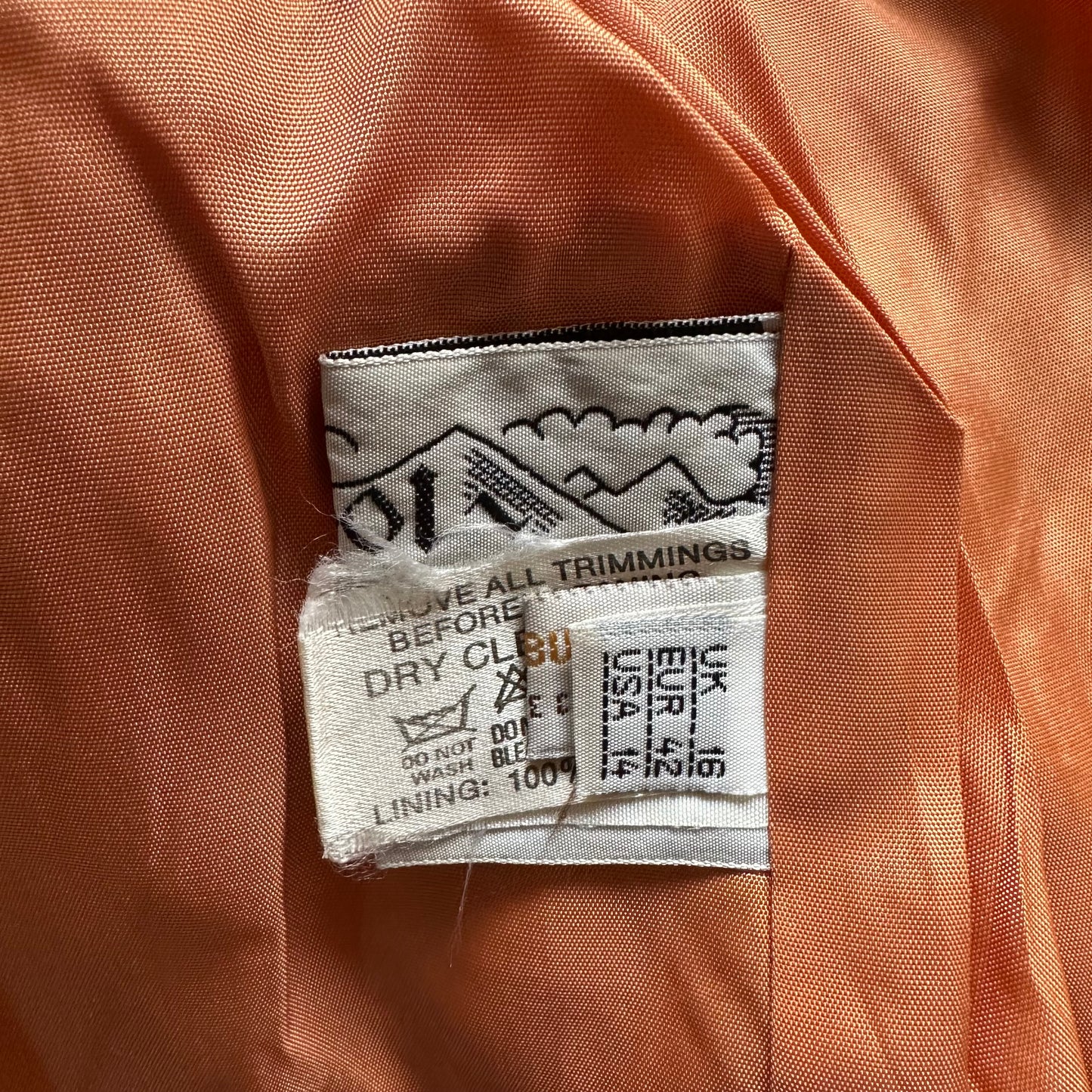 Vintage Beige Wool Coat - size XL