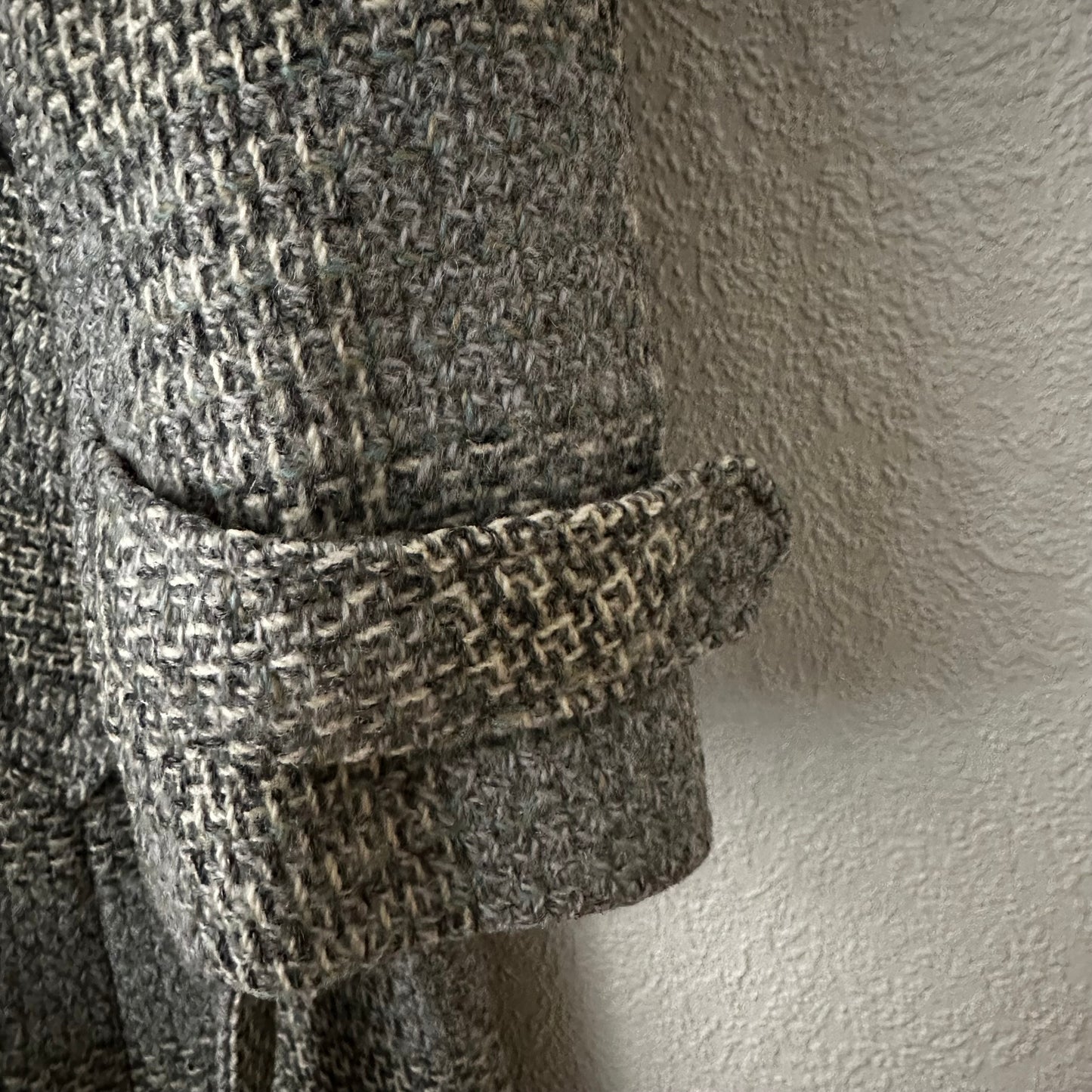 Vintage Tweed Belted Coat - Pure Wool - size M