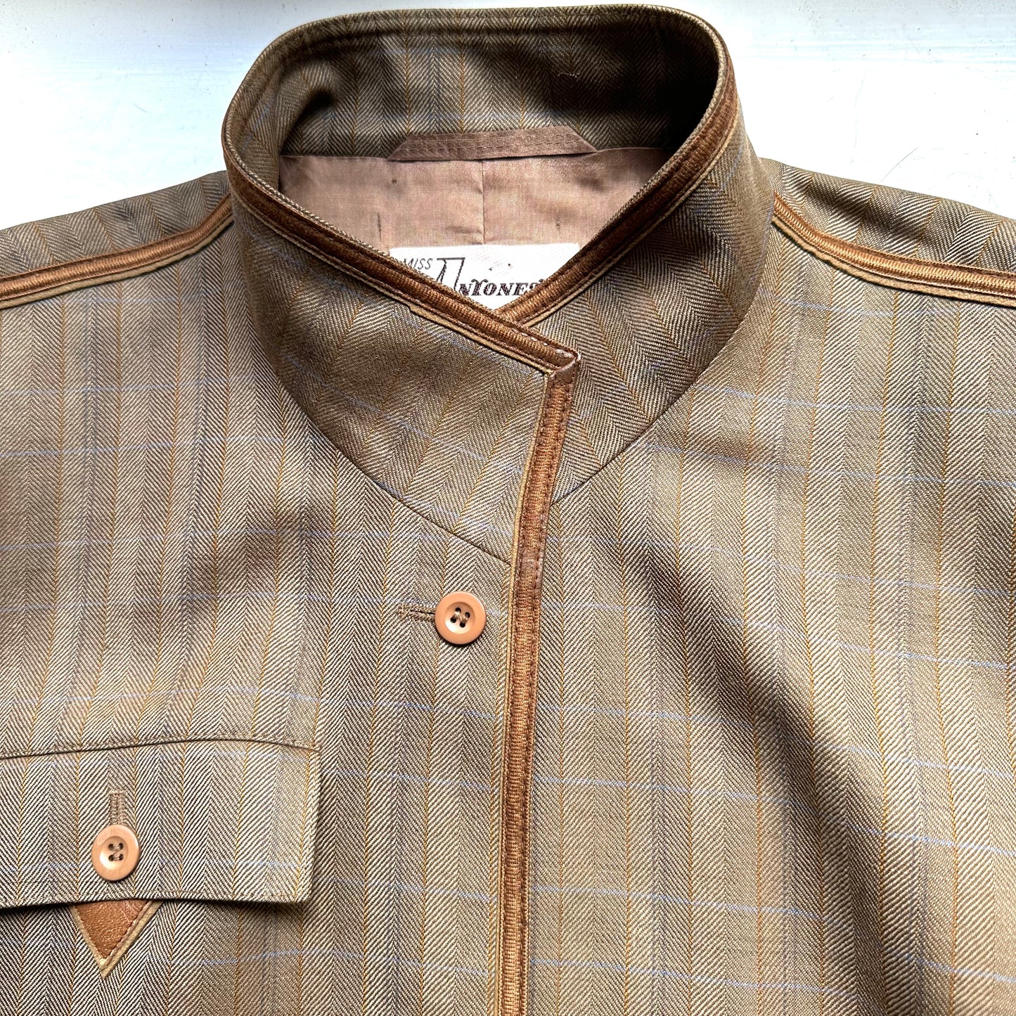 Vintage Brown Plaid Jacket - pure wool - size 38