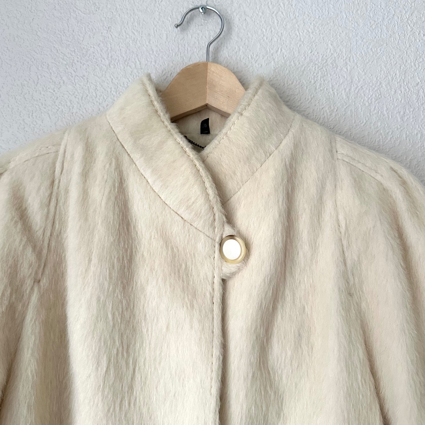 Vintage Off White Llama Coat - size S