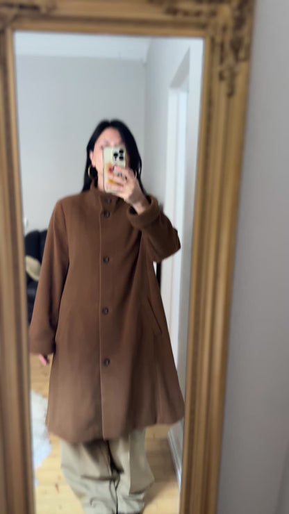 Brown Wool Coat - size EU38