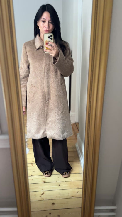 Vintage Llama Coat - size S-M