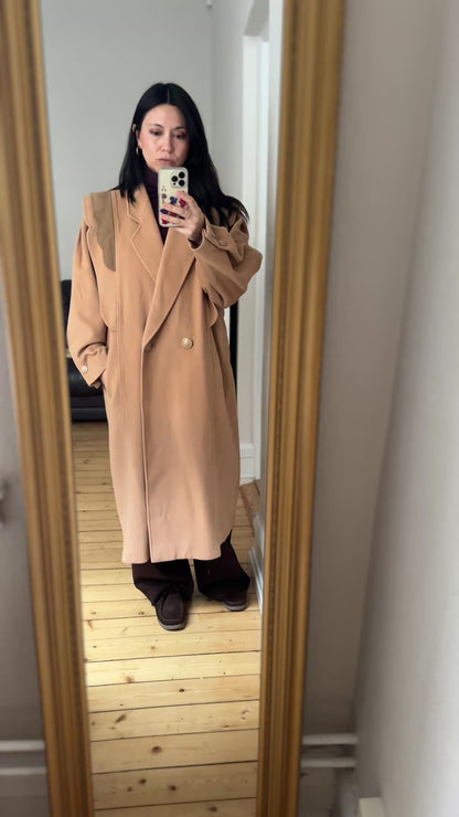 Vintage Beige Wool Coat - size XL