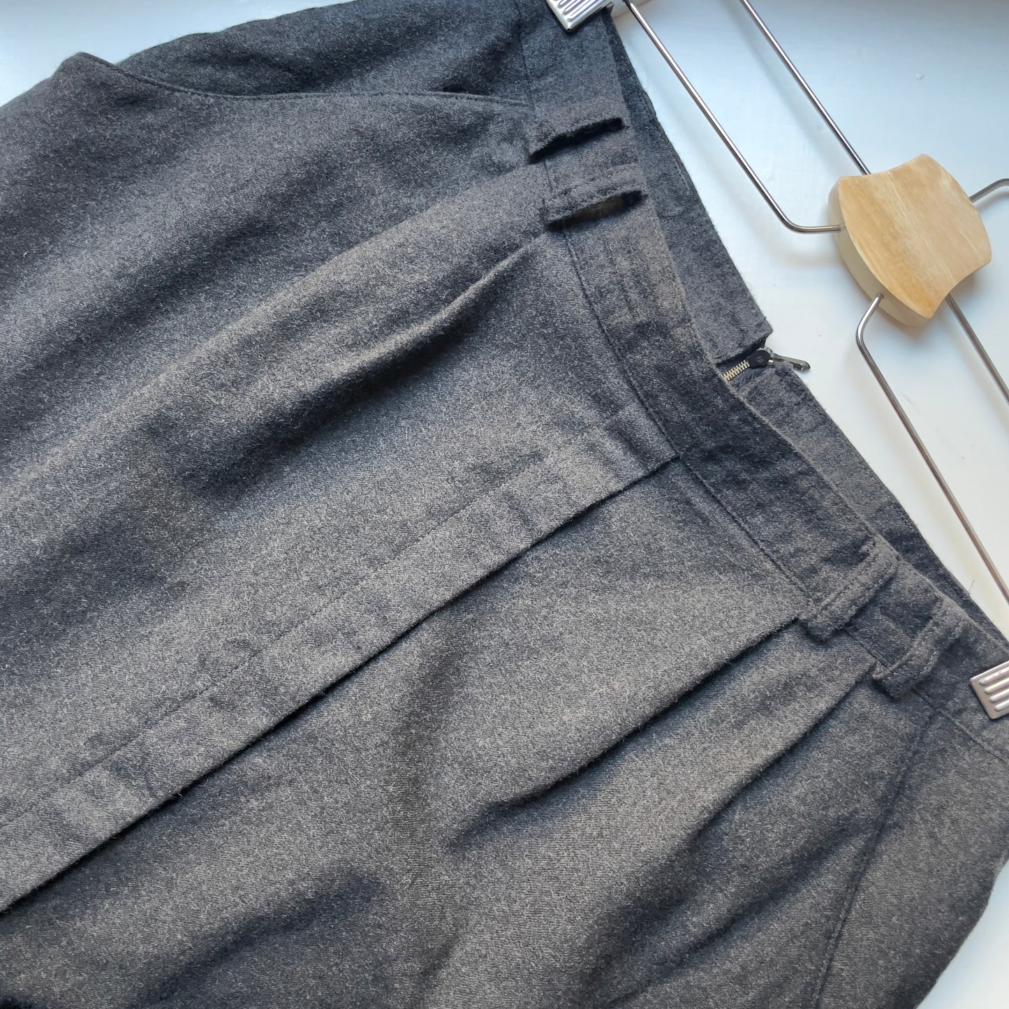 80's Vintage Gray Wool Skirt