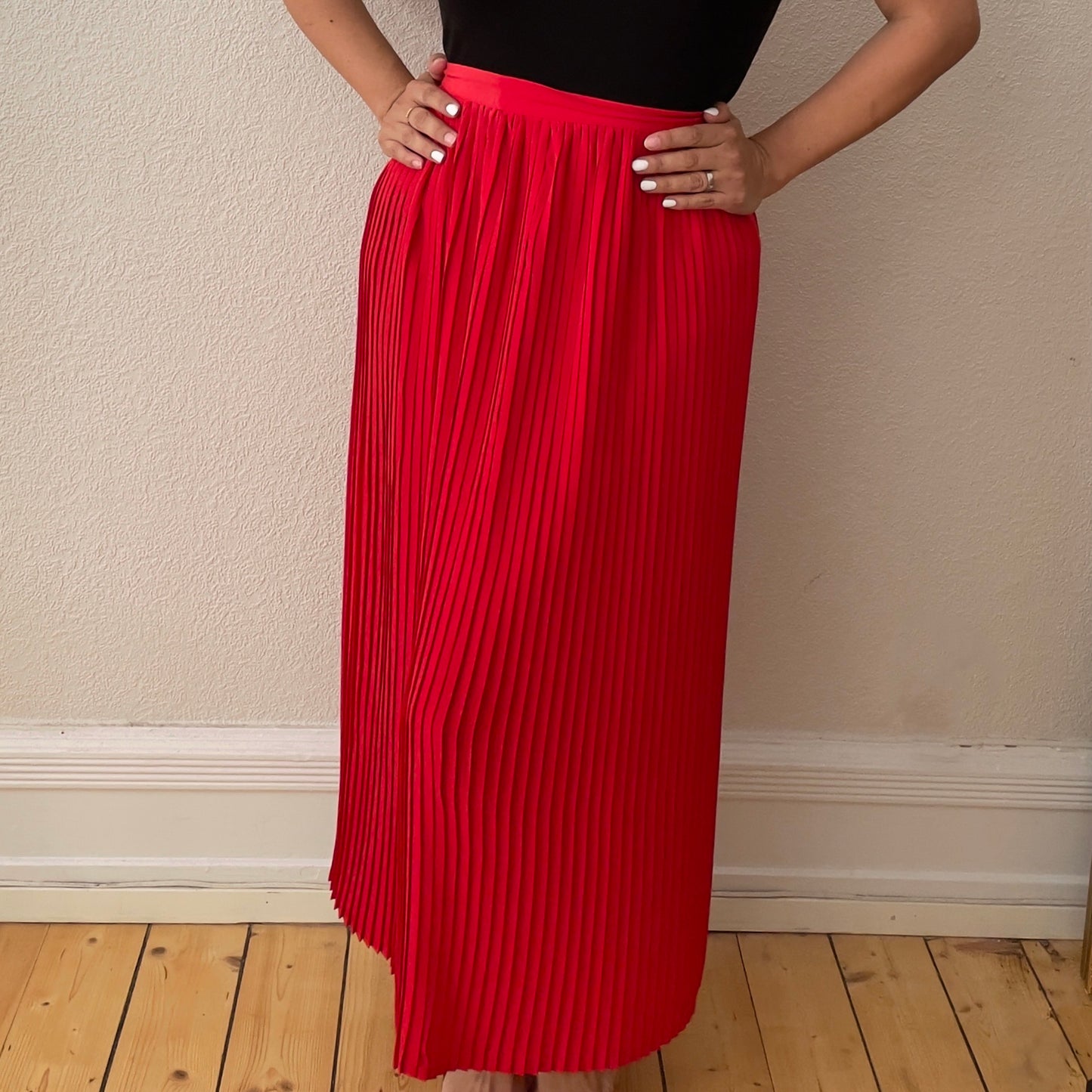 Vintage Red Pleated Skirt - Pure Silk