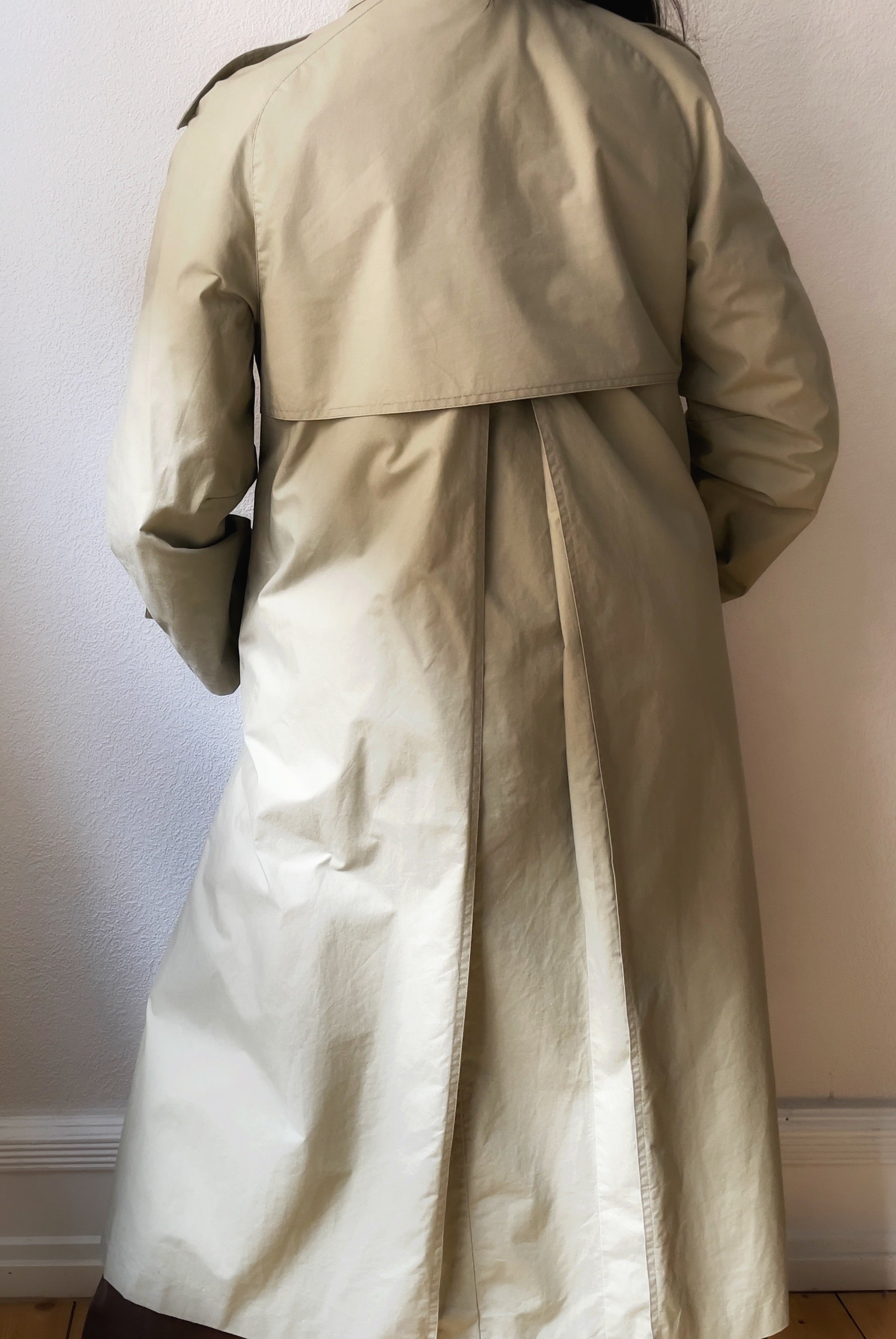 Ravens Trenchcoat buy beige Stofflagen-Detail